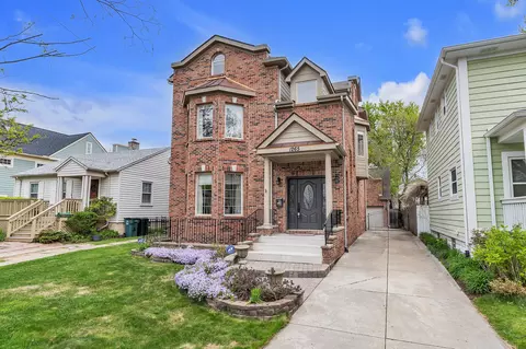 1265 Smith Ave, Birmingham, MI 48009