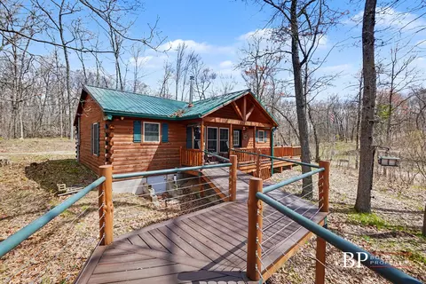 94 W Roosevelt Rd, Bitely, MI 49309
