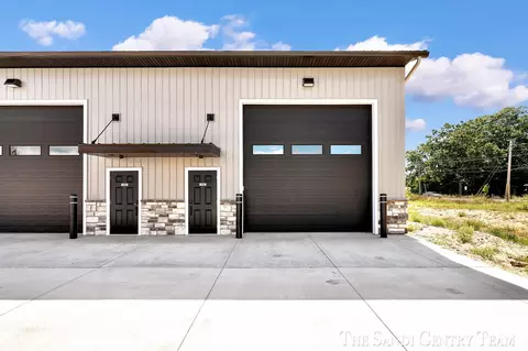 2695 Hein Rd #B102, Muskegon, MI 49445