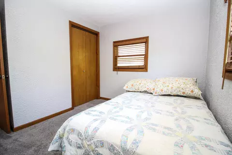 Bedroom - 91195 M-40, Marcellus, MI 49067 photo 2 of 3