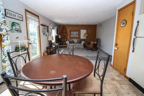 Dining - 91195 M-40, Marcellus, MI 49067 photo 1 of 2