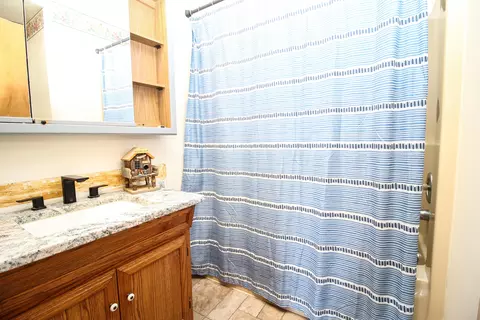 Bath - 91195 M-40, Marcellus, MI 49067 photo 1 of 2