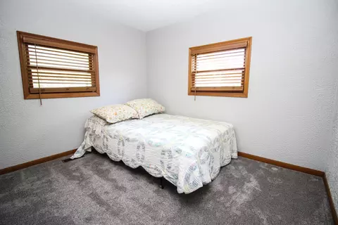Bedroom - 91195 M-40, Marcellus, MI 49067 photo 1 of 3
