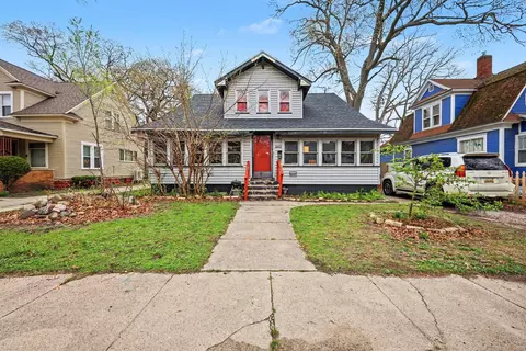 2832 6th St, Muskegon Heights, MI 49444