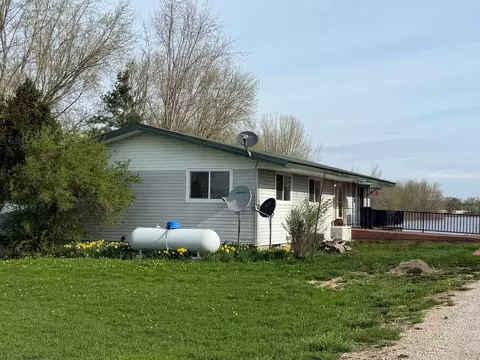Exterior - 3344 E Hansen Rd, Custer, MI 49405 photo 17 of 18