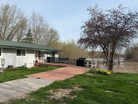 Exterior - 3344 E Hansen Rd, Custer, MI 49405 photo 15 of 18