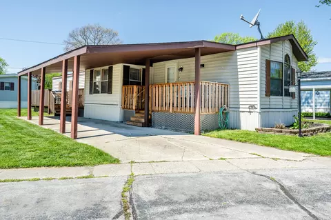 1153 W Glenlord Rd #62, St. Joseph, MI 49085