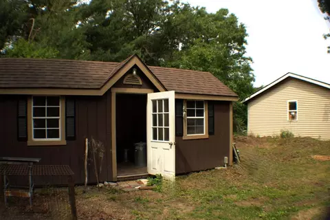 568 S Nancy Dr, White Cloud, MI 49349 photo 4