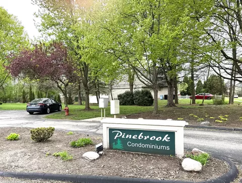 33377 Norfolk St #3, Livonia, MI 48152