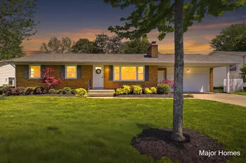 6846 Aleda Ave SE, Grand Rapids, MI 49508