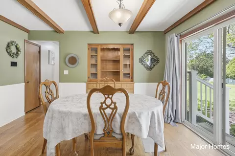 Dining - 6846 Aleda Ave SE, Grand Rapids, MI 49508 photo 3 of 4