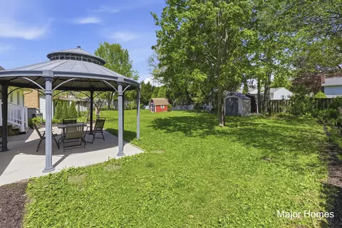 Exterior - 6846 Aleda Ave SE, Grand Rapids, MI 49508 photo 5 of 8