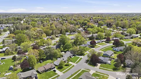 View/Area - 6846 Aleda Ave SE, Grand Rapids, MI 49508 photo 6 of 6