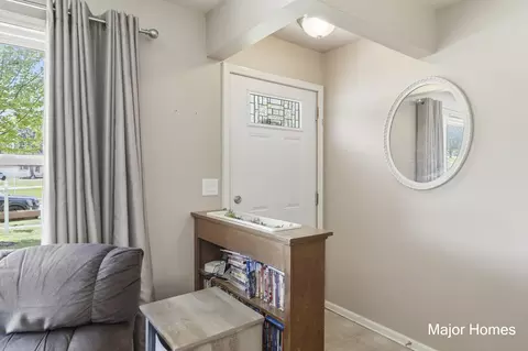 Entry Way - 6846 Aleda Ave SE, Grand Rapids, MI 49508 photo 1 of 2