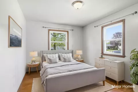 Bedroom - 6846 Aleda Ave SE, Grand Rapids, MI 49508 photo 2 of 10