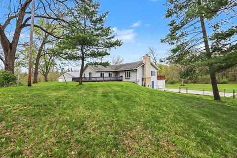 Exterior - 26689 28th Ave, Gobles, MI 49055 photo 5 of 8