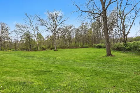 Exterior - 26689 28th Ave, Gobles, MI 49055 photo 6 of 8