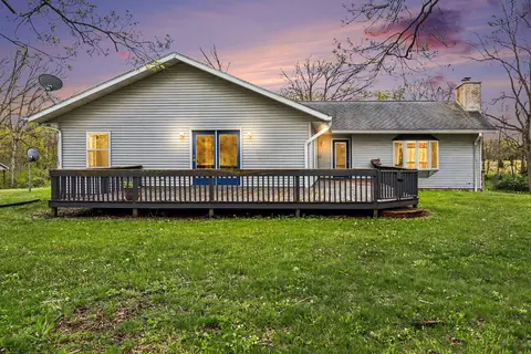 26689 28th Ave, Gobles, MI 49055
