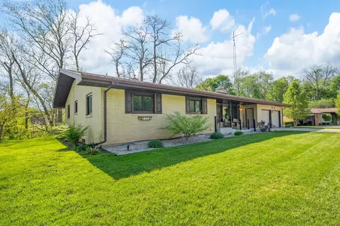 3014 W Bluffwood Ter, St. Joseph, MI 49085