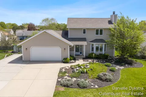 6332 Brookfield Ct, Hudsonville, MI 49426