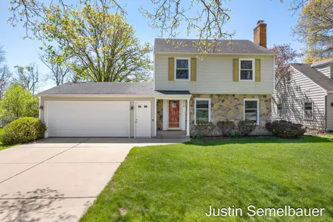 2248 Elliott St SE, Grand Rapids, MI 49506