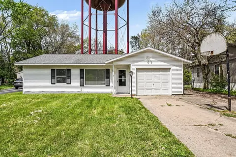 1321 Fairfield Dr, Niles, MI 49120