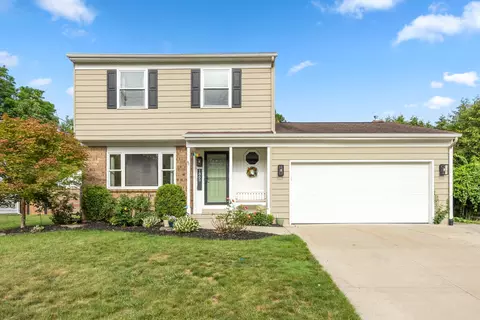 1865 Ridgemoor Dr SE, Grand Rapids, MI 49506