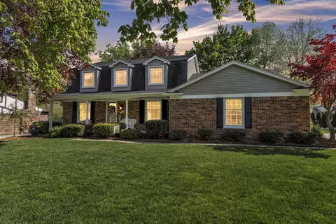 11201 Academy Ct, Plymouth, MI 48170