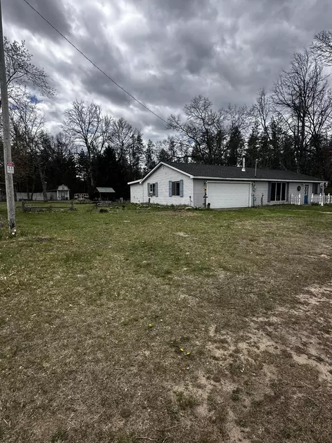 Exterior - 955 E 11 Mile Rd, Irons, MI 49644 photo 5 of 21