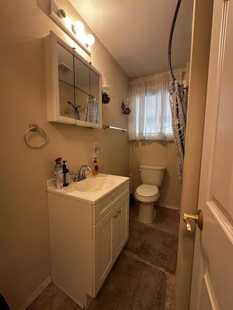 Bath - 955 E 11 Mile Rd, Irons, MI 49644 photo 2 of 4