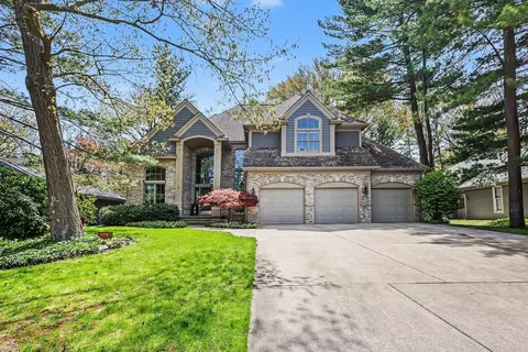 16012 Baird Dr, Spring Lake, MI 49456