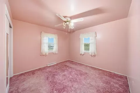 Bedroom - 4024 County Farm Rd, Jackson, MI 49201 photo 5 of 12