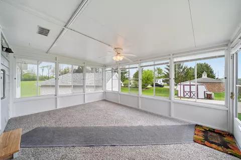 Exterior - 4024 County Farm Rd, Jackson, MI 49201 photo 5 of 13