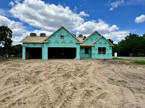 2193 Emerald Shore Cir, Grand Rapids, MI 49525