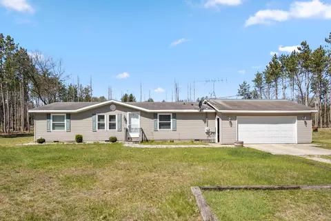 8901 S Thornapple Ave, Newaygo, MI 49337