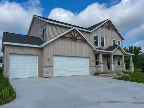 10769 56th Ave, Allendale, MI 49401