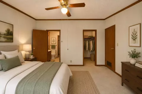Bedroom - 2900 Pointer Dr, Saginaw, MI 48609 photo 5 of 23