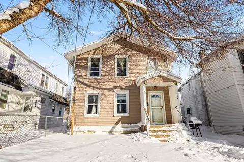 904 College Ave NE, Grand Rapids, MI 49503