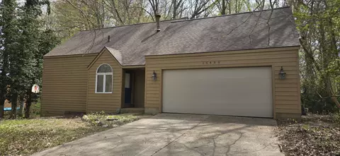 15460 Kelly St, Spring Lake, MI 49456