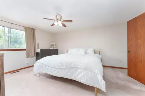 Bedroom - 6727 Robison Ln, Saline, MI 48176 photo 1 of 2