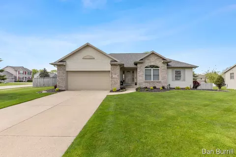 5909 Simon Dr SW, Wyoming, MI 49418