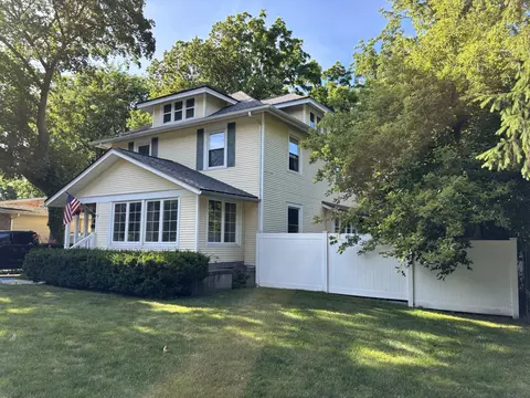 2217 Boston St SE, Grand Rapids, MI 49506