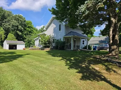 275 Battle Creek St, Ceresco, MI 49033