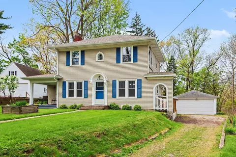 619 Homecrest Ave, Kalamazoo, MI 49001