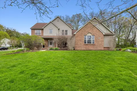 9783 Viewcrest Ct, Howell, MI 48843