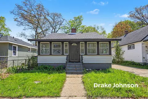 1626 Dyson St, Muskegon, MI 49442