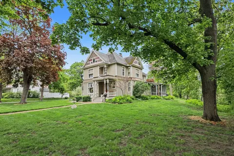 201 W Henry St, Saline, MI 48176