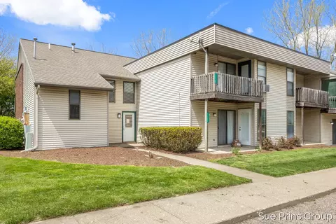 11365 40th Ave #14, Allendale, MI 49401