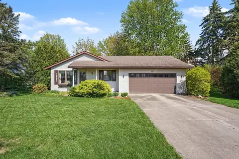 917 Ottawa Ave, Holland, MI 49423