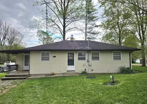 691 Lighthouse Dr, Coldwater, MI 49036